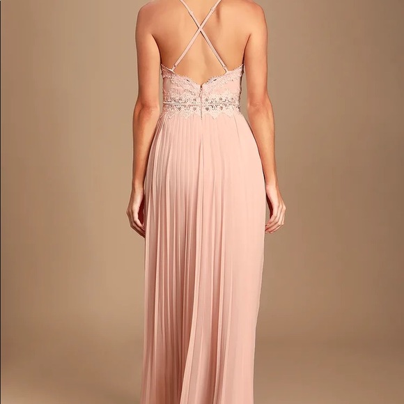 ❤️ Romantic Intentions Blush Pink Lace Pleated Backless Maxi Dress - Picture 5 of 6